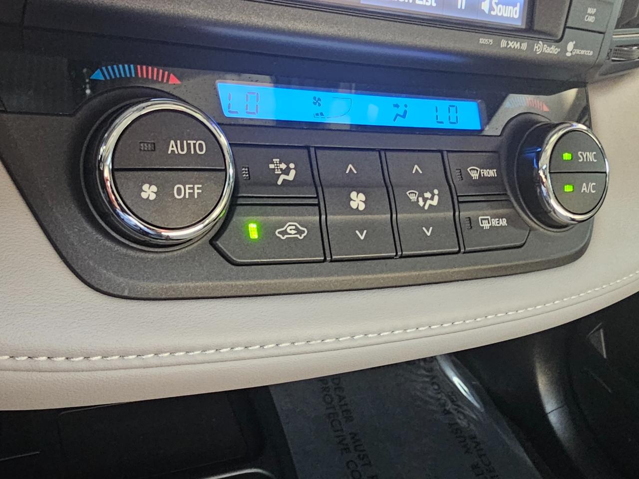 Toyota RAV4 FWD 4dr XLE (Natl) 2016