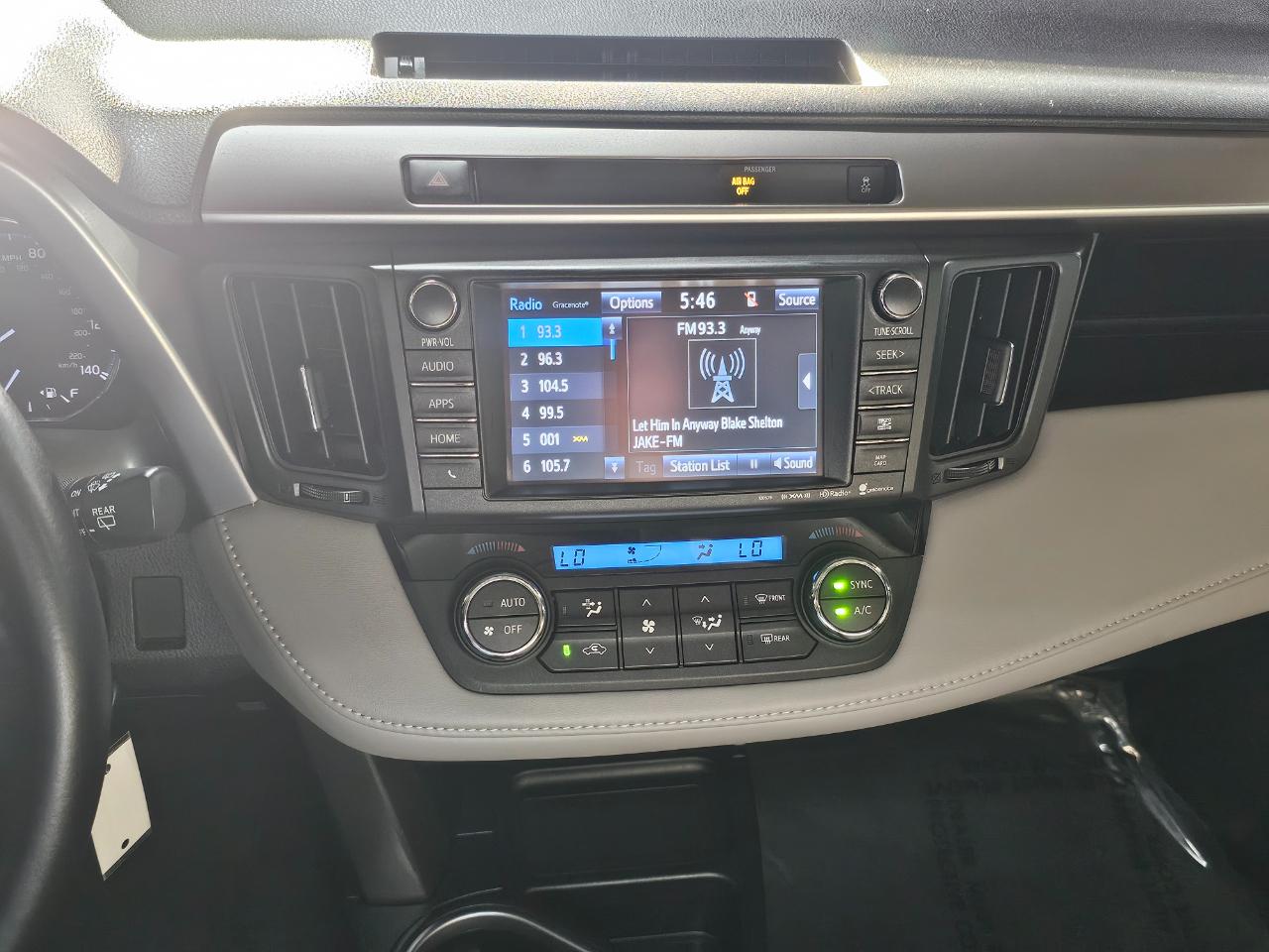 Toyota RAV4 FWD 4dr XLE (Natl) 2016