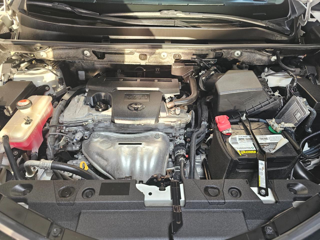 Toyota RAV4 FWD 4dr XLE (Natl) 2016