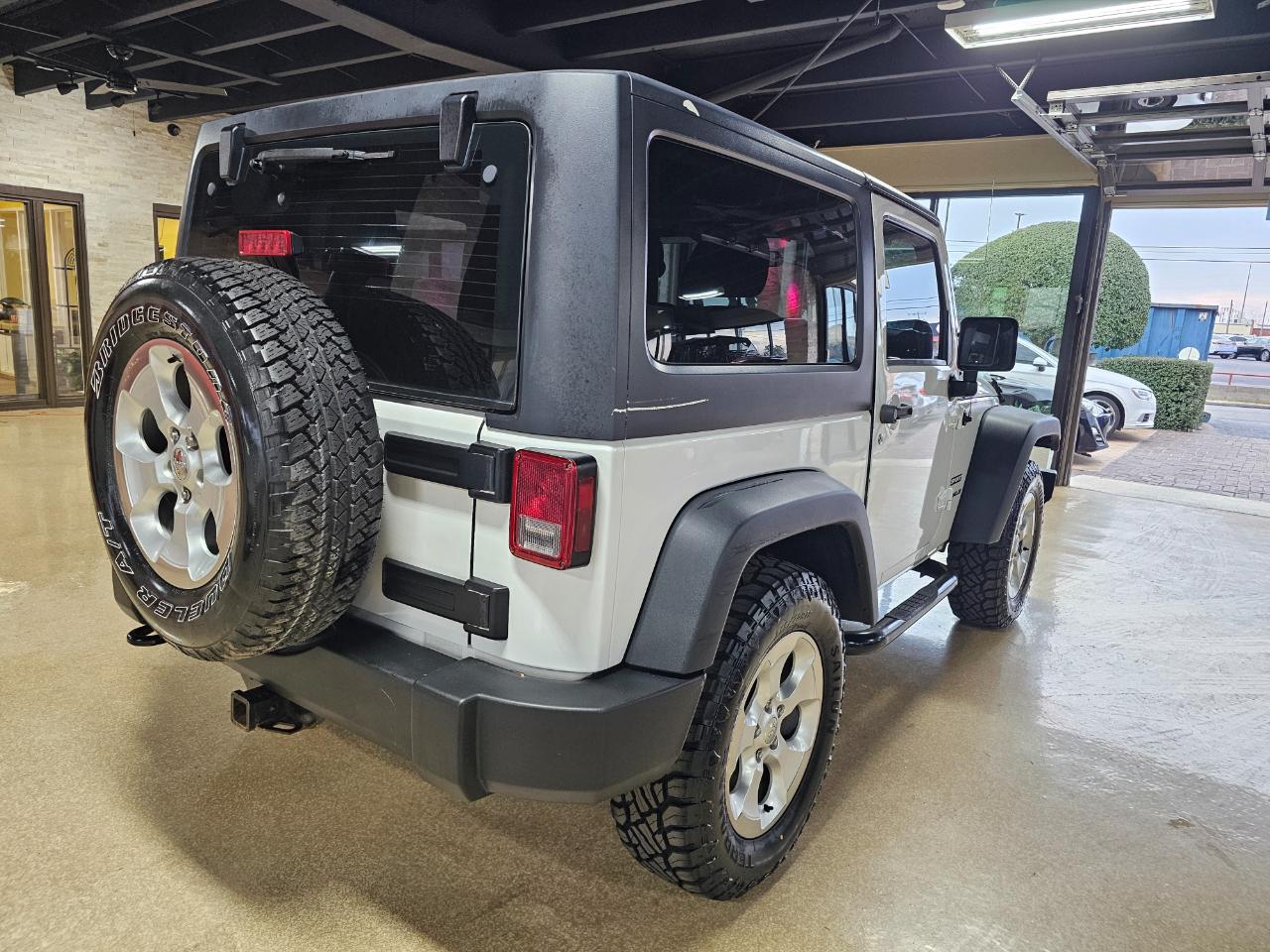 Jeep Wrangler 4WD 2dr Sport 2013