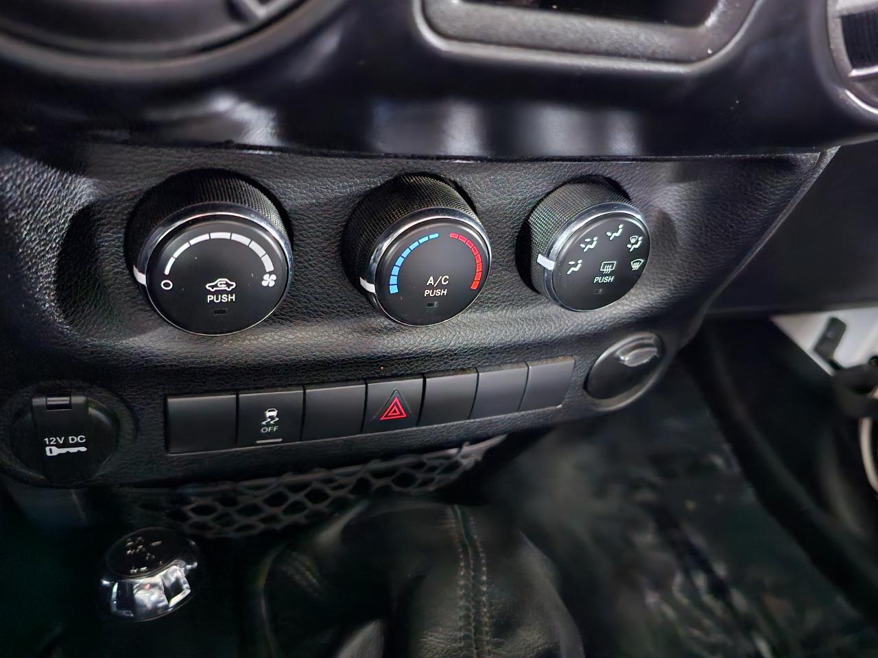 Jeep Wrangler 4WD 2dr Sport 2013