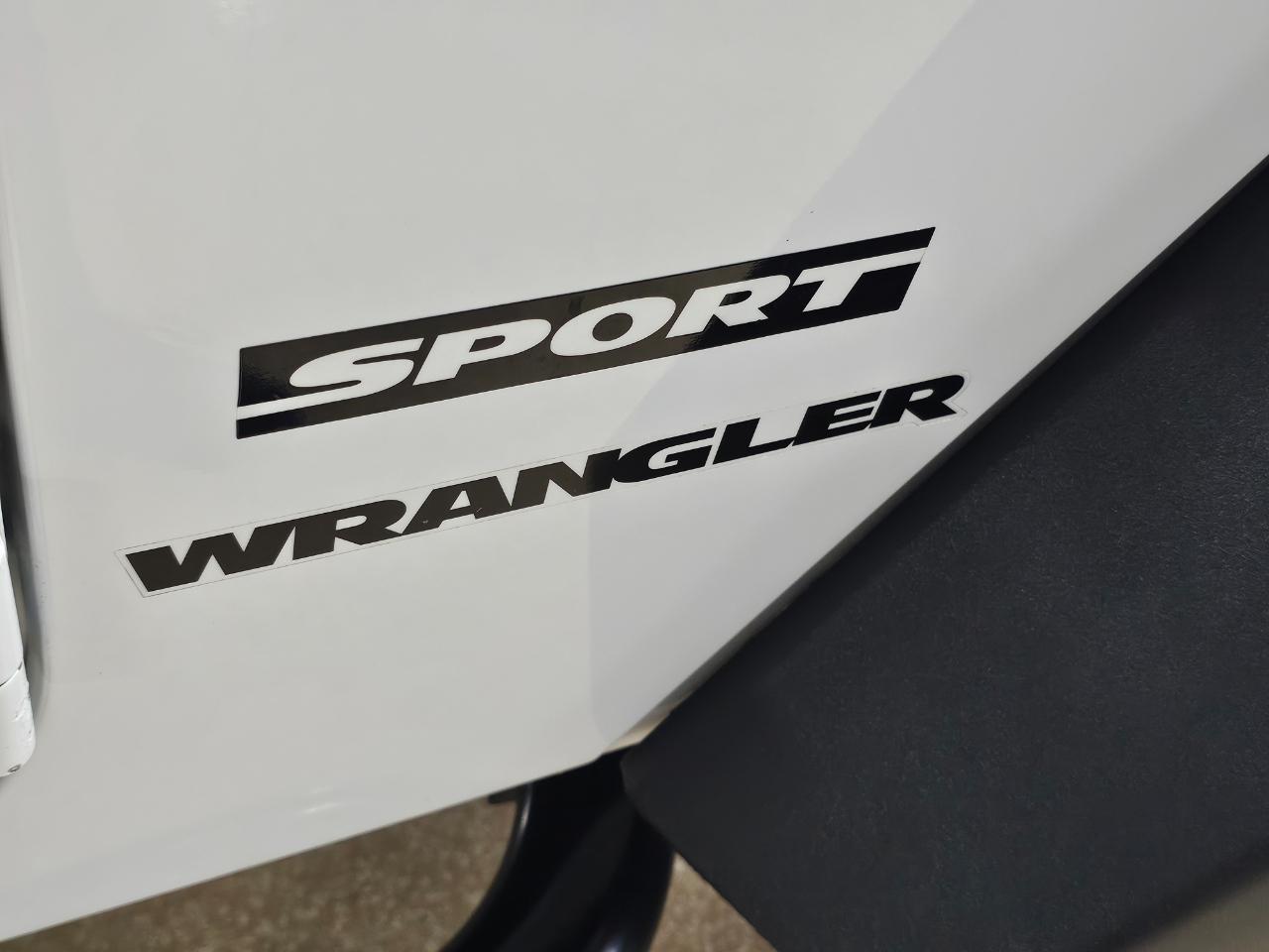 Jeep Wrangler 4WD 2dr Sport 2013