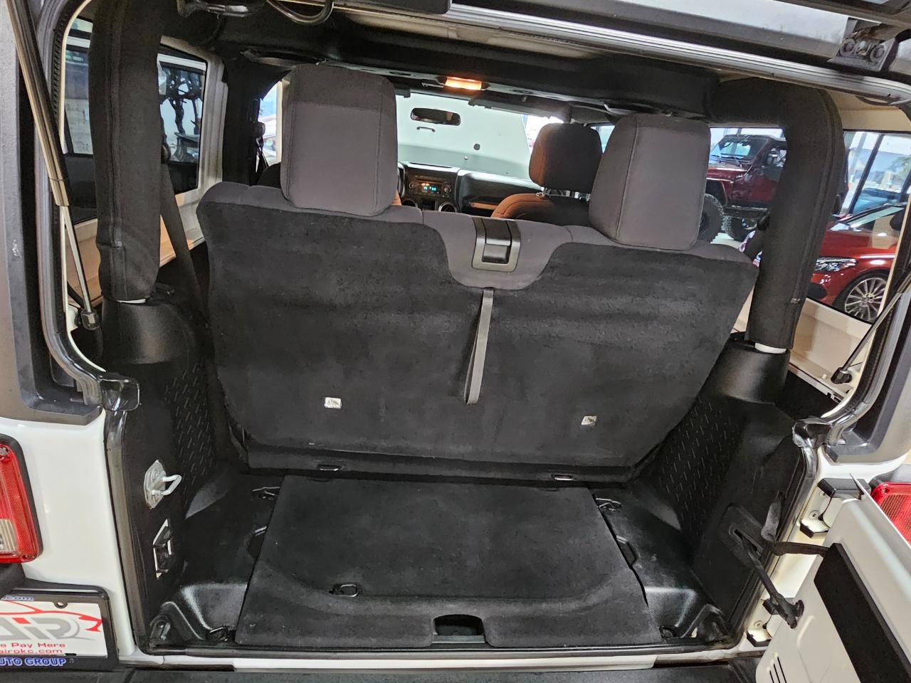 Jeep Wrangler 4WD 2dr Sport 2013