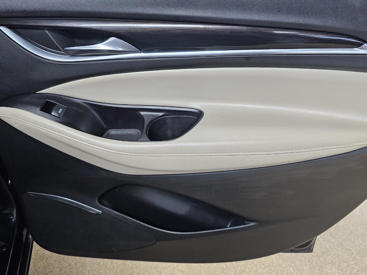 Buick Enclave FWD 4dr Essence 2020