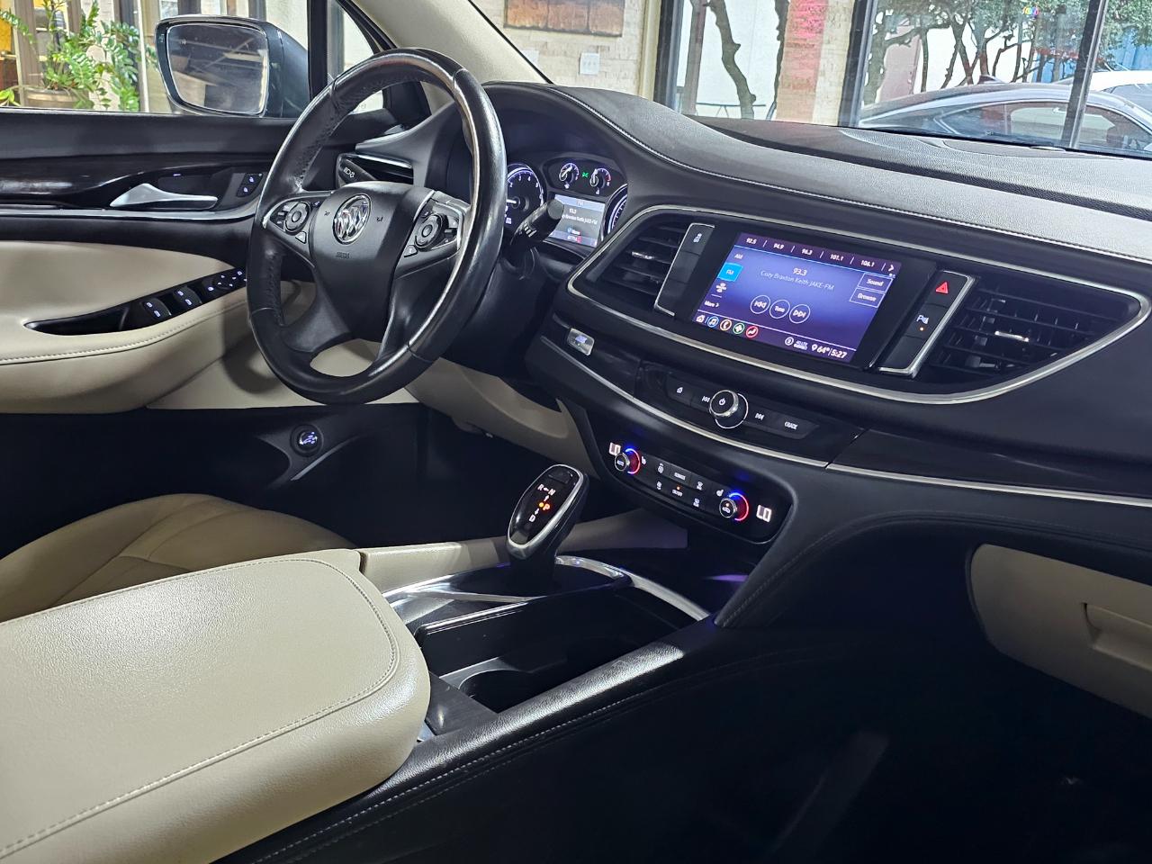 Buick Enclave FWD 4dr Essence 2020