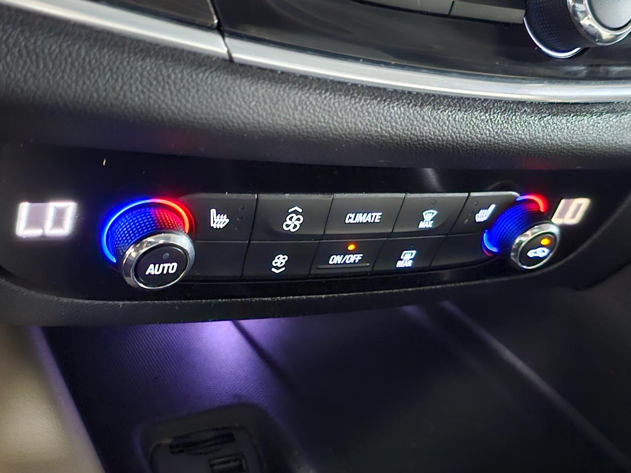 Buick Enclave FWD 4dr Essence 2020