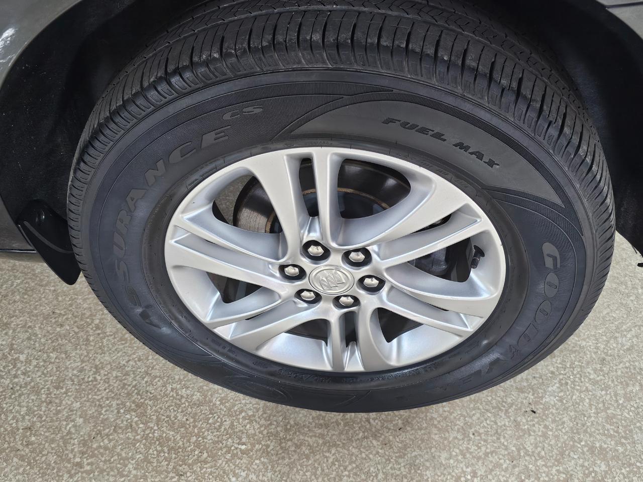 Buick Enclave FWD 4dr Essence 2020