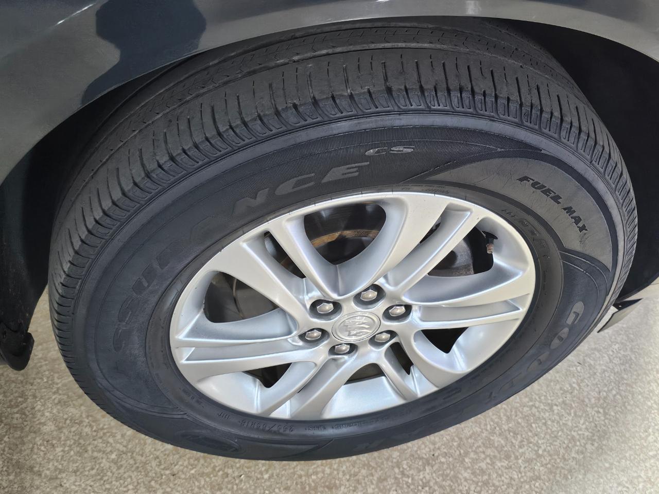 Buick Enclave FWD 4dr Essence 2020