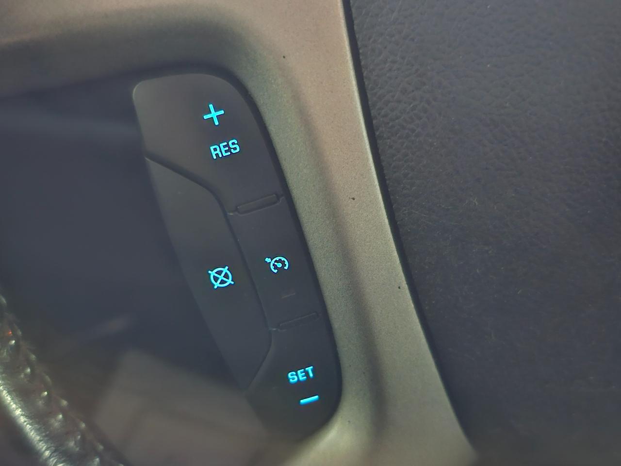 GMC Sierra 1500 4WD Crew Cab 143.5" SLE 2012