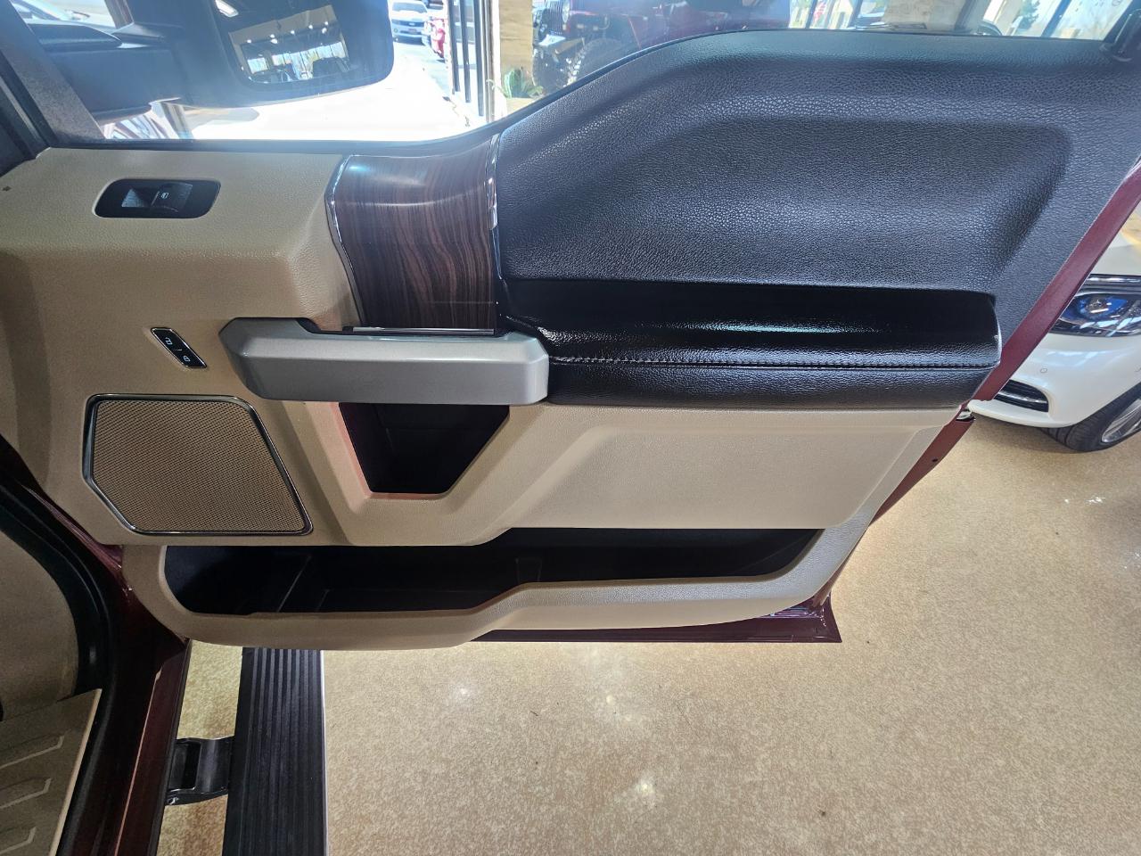 Ford F-150 4WD SuperCrew 145" King Ranch 2016