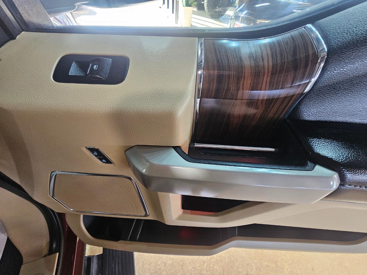 Ford F-150 4WD SuperCrew 145" King Ranch 2016