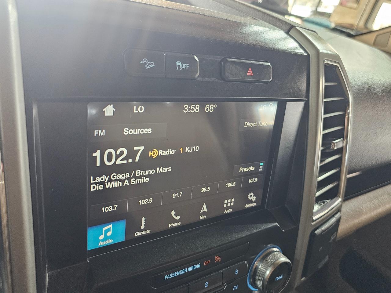 Ford F-150 4WD SuperCrew 145" King Ranch 2016