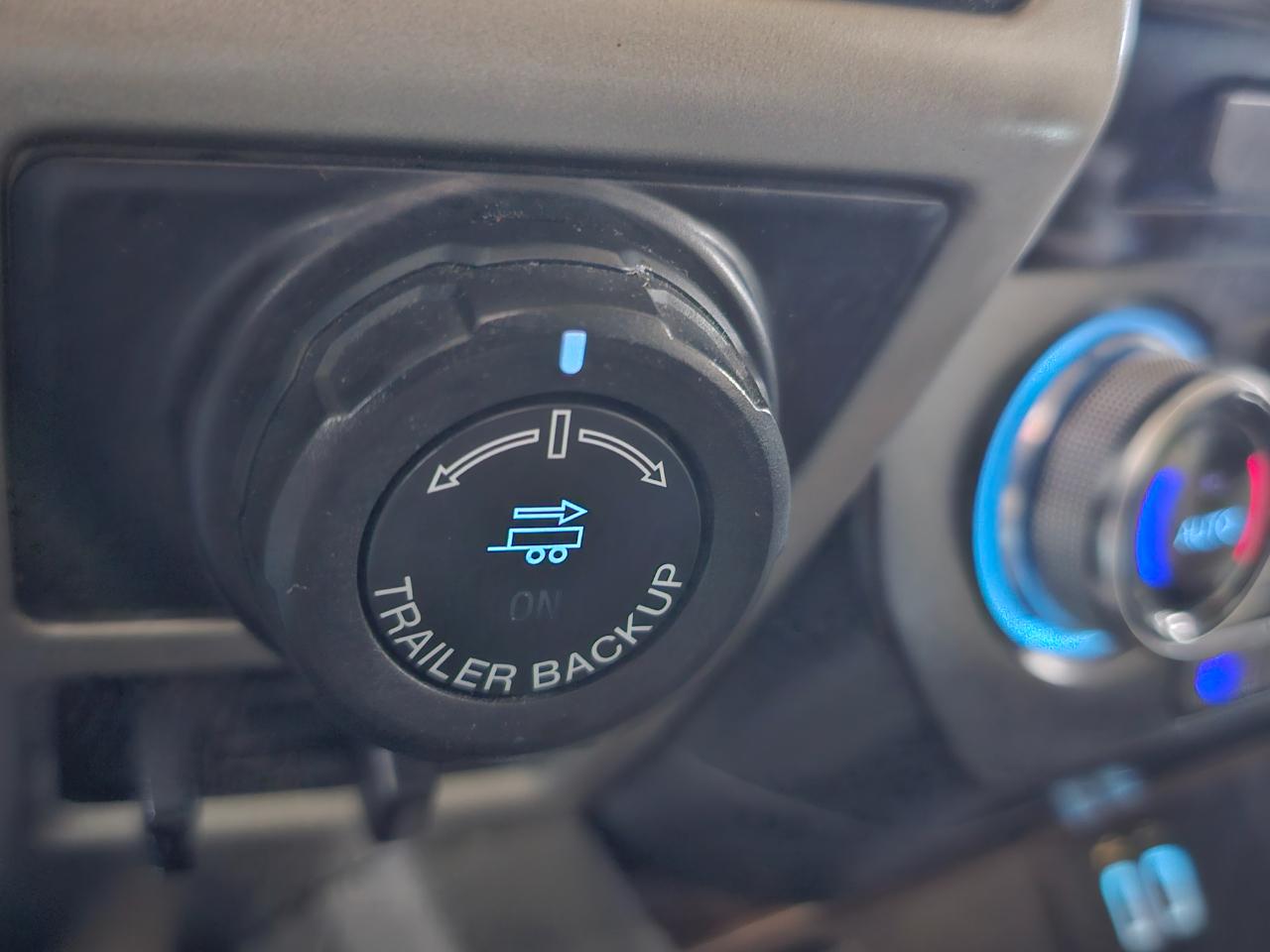 Ford F-150 4WD SuperCrew 145" King Ranch 2016