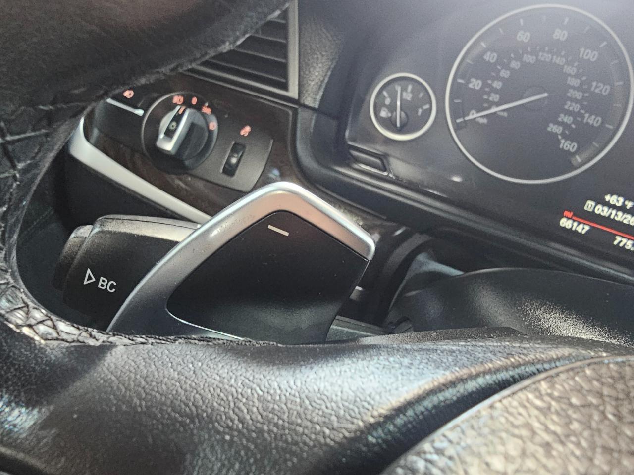 BMW 5 Series 4dr Sdn 528i RWD 2016