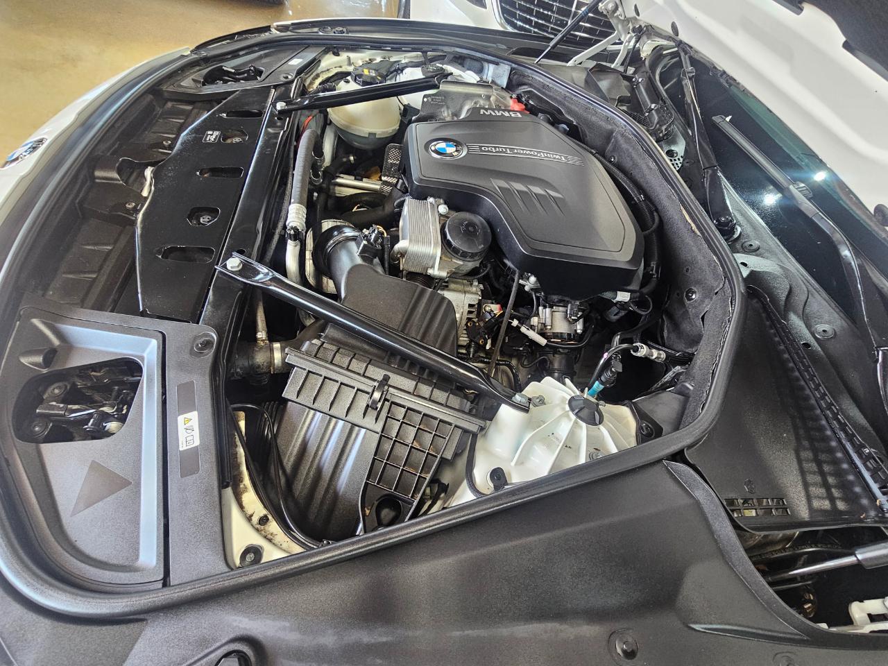 BMW 5 Series 4dr Sdn 528i RWD 2016