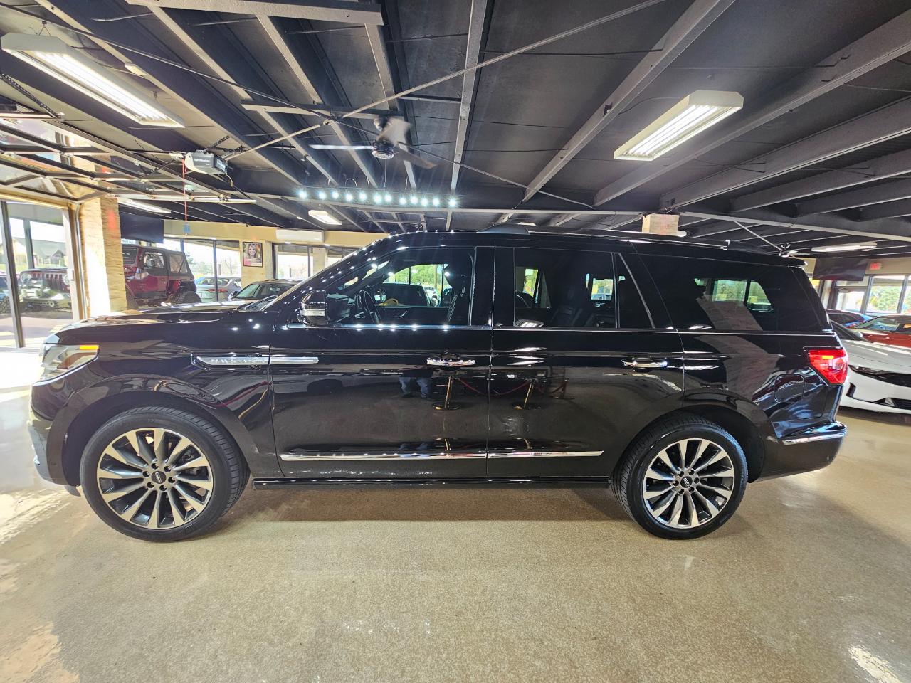 Lincoln Navigator 4x4 Select 2018