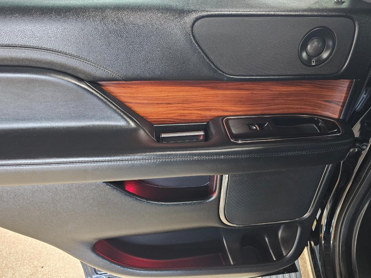 Lincoln Navigator 4x4 Select 2018