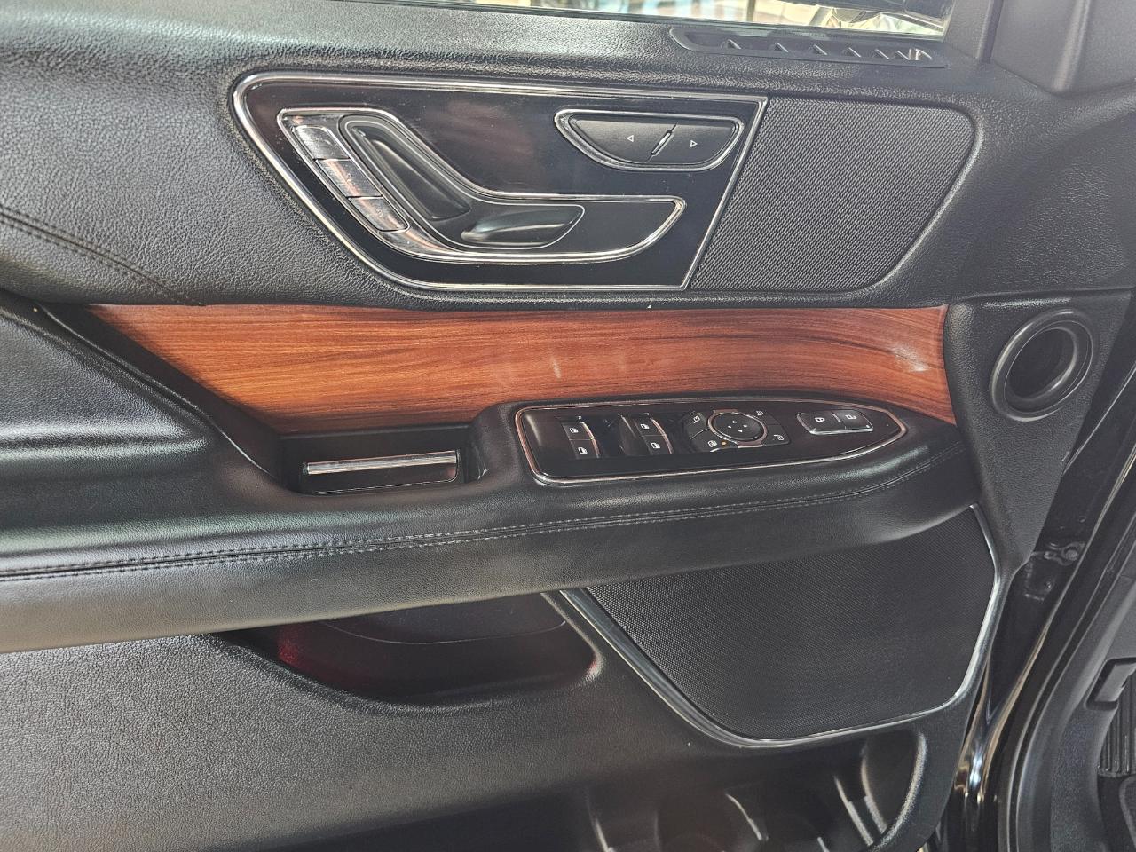 Lincoln Navigator 4x4 Select 2018