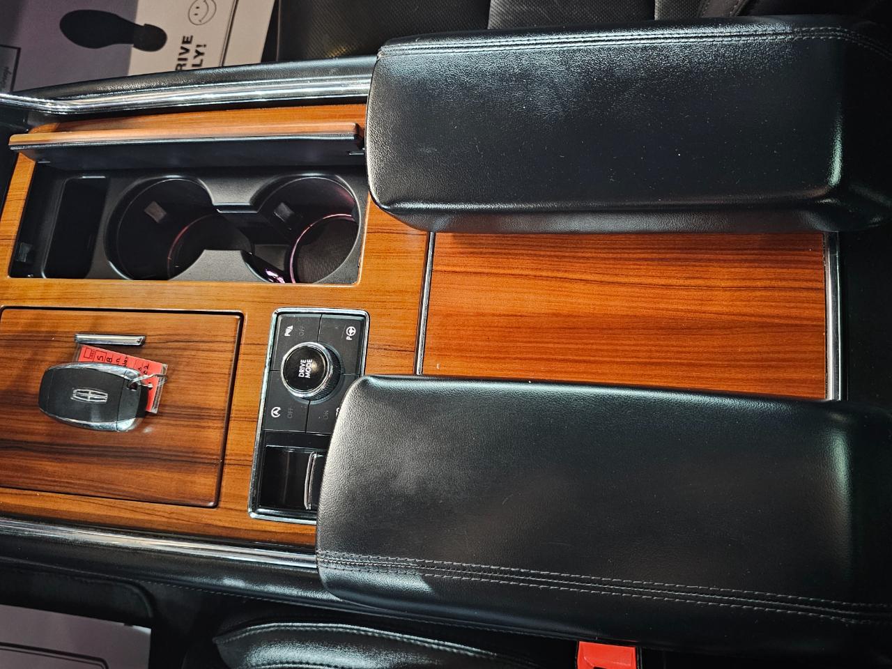 Lincoln Navigator 4x4 Select 2018