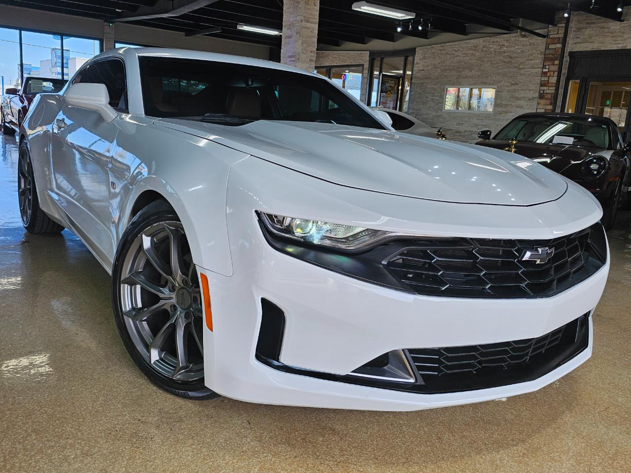 2019 Chevrolet Camaro 2dr Cpe 2LT