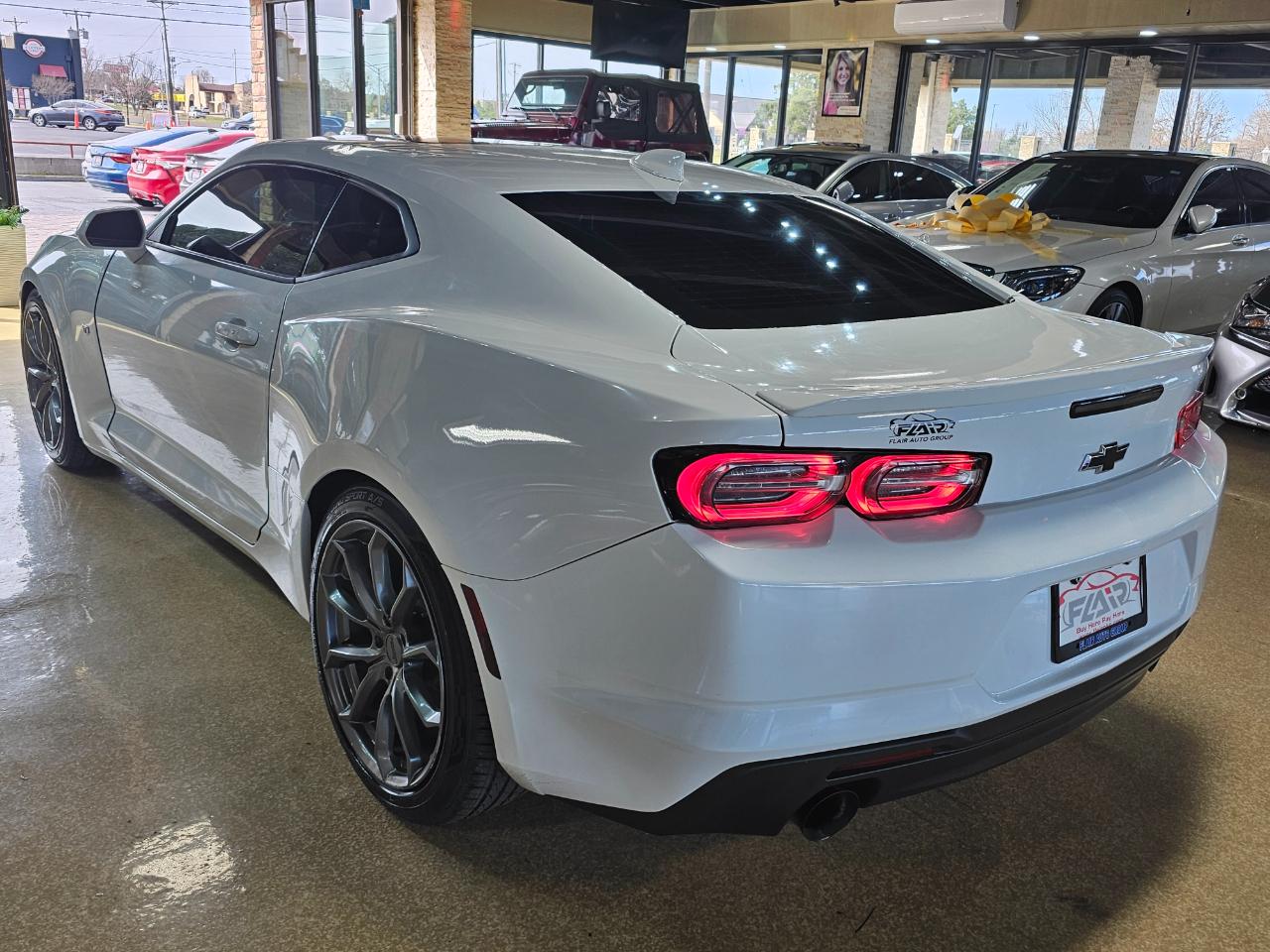 Chevrolet Camaro 2dr Cpe 2LT 2019