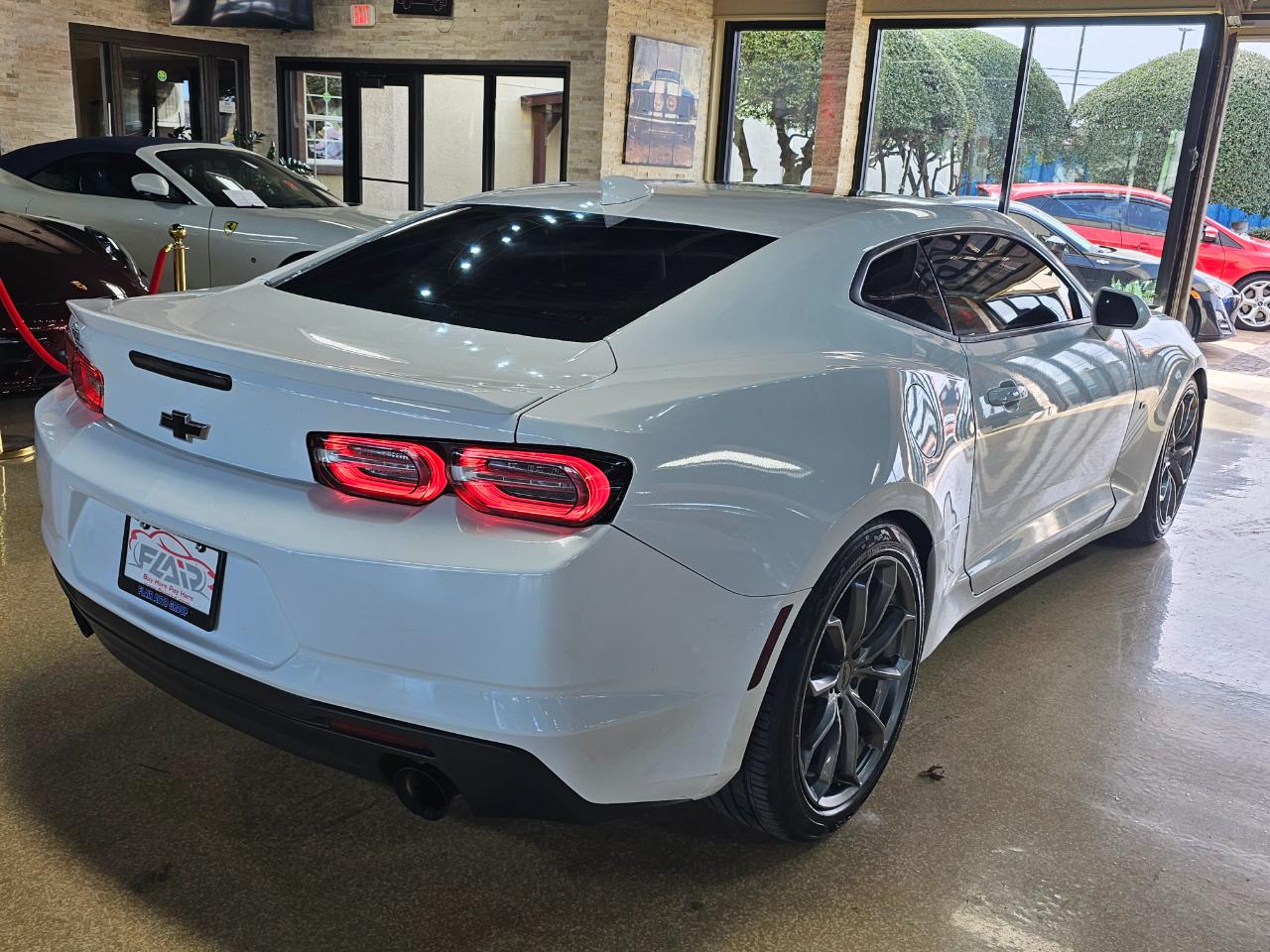Chevrolet Camaro 2dr Cpe 2LT 2019
