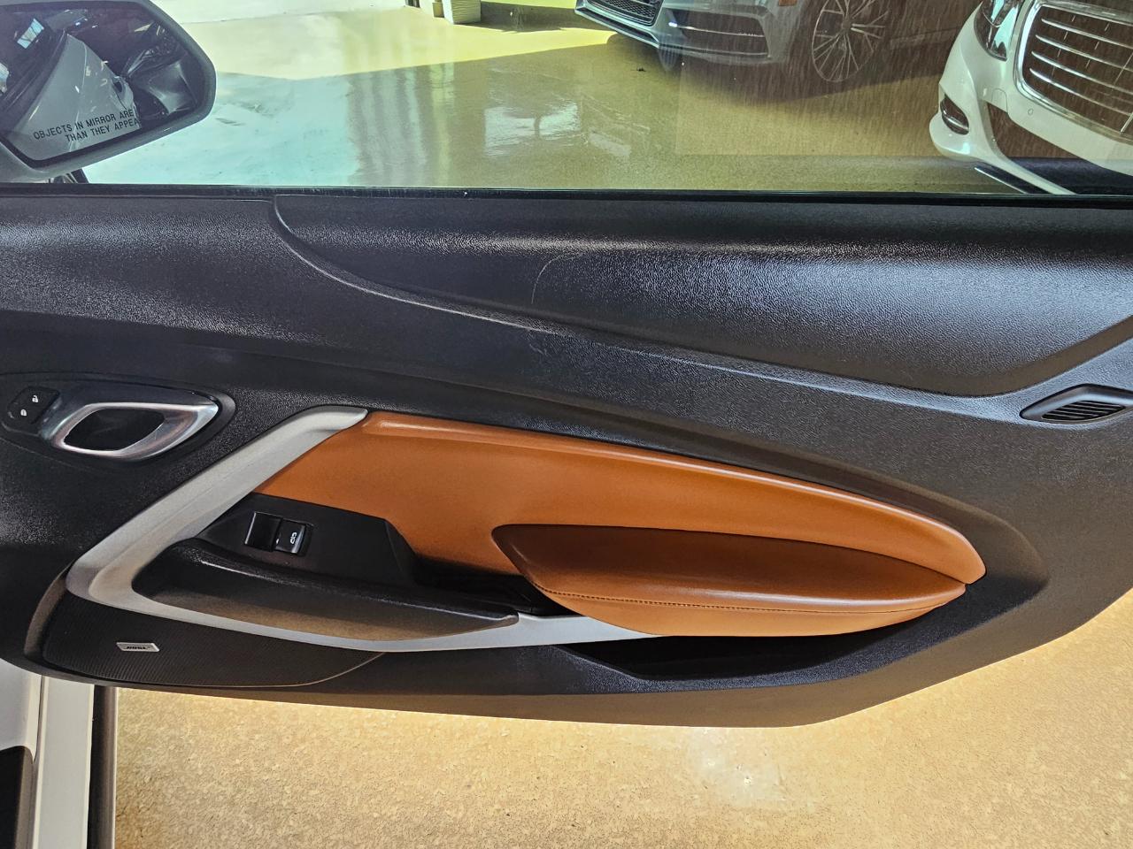 Chevrolet Camaro 2dr Cpe 2LT 2019