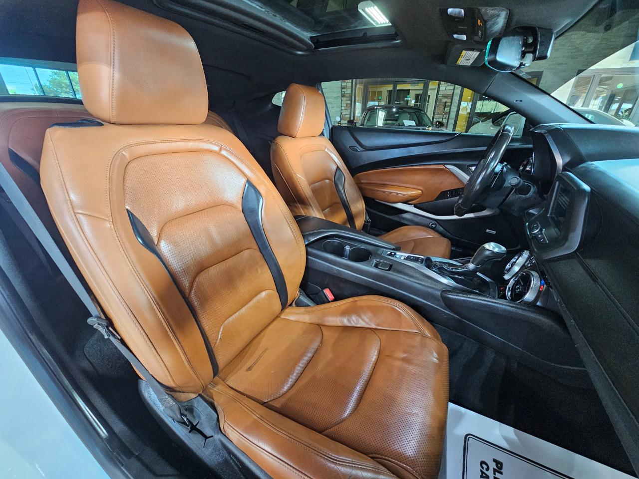 Chevrolet Camaro 2dr Cpe 2LT 2019