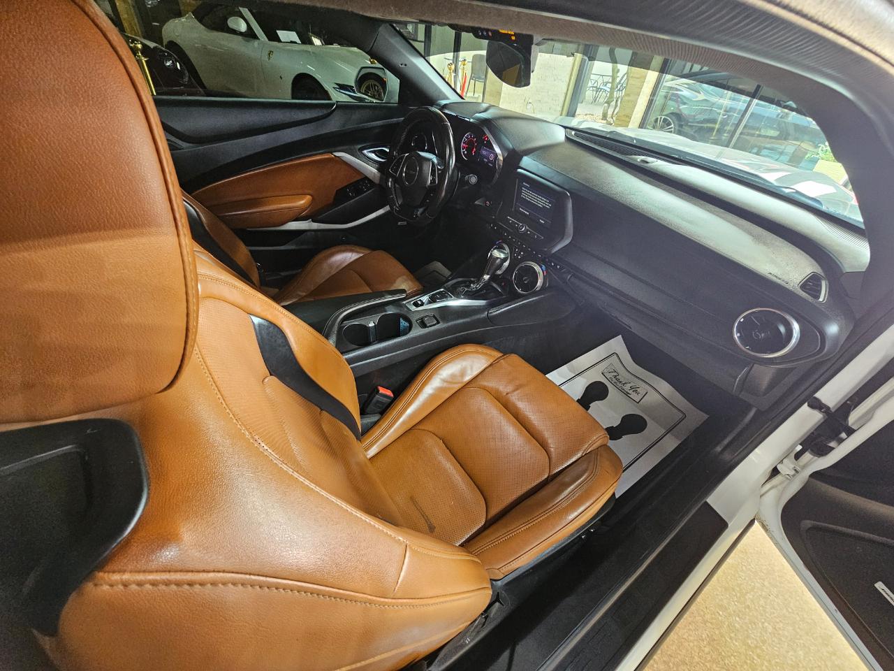 Chevrolet Camaro 2dr Cpe 2LT 2019