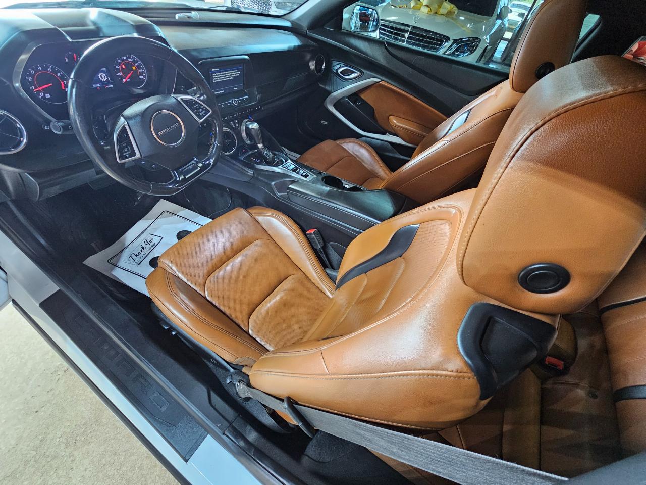 Chevrolet Camaro 2dr Cpe 2LT 2019