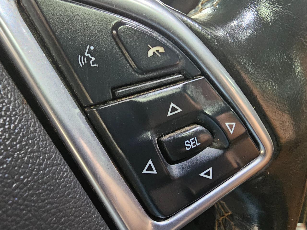 Chevrolet Camaro 2dr Cpe 2LT 2019