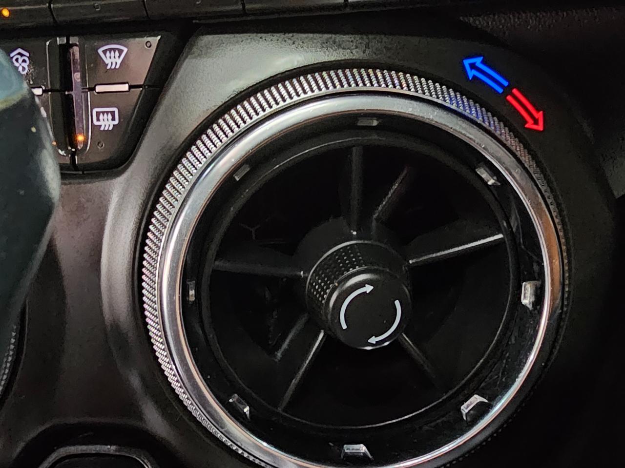 Chevrolet Camaro 2dr Cpe 2LT 2019