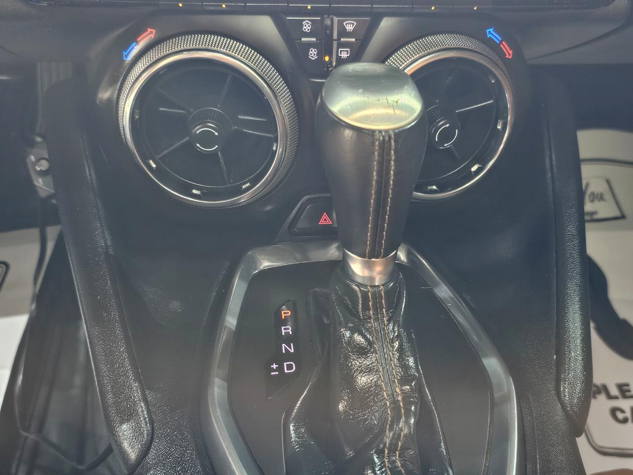 Chevrolet Camaro 2dr Cpe 2LT 2019