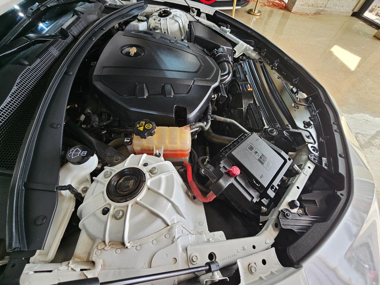 Chevrolet Camaro 2dr Cpe 2LT 2019