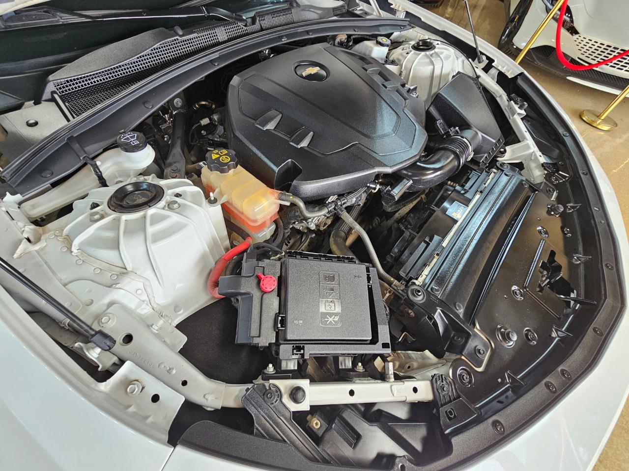 Chevrolet Camaro 2dr Cpe 2LT 2019