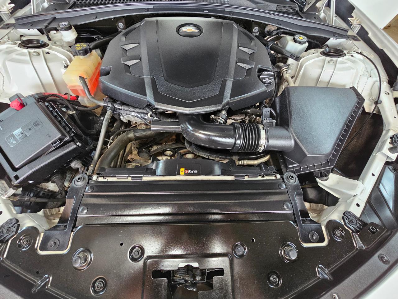 Chevrolet Camaro 2dr Cpe 2LT 2019