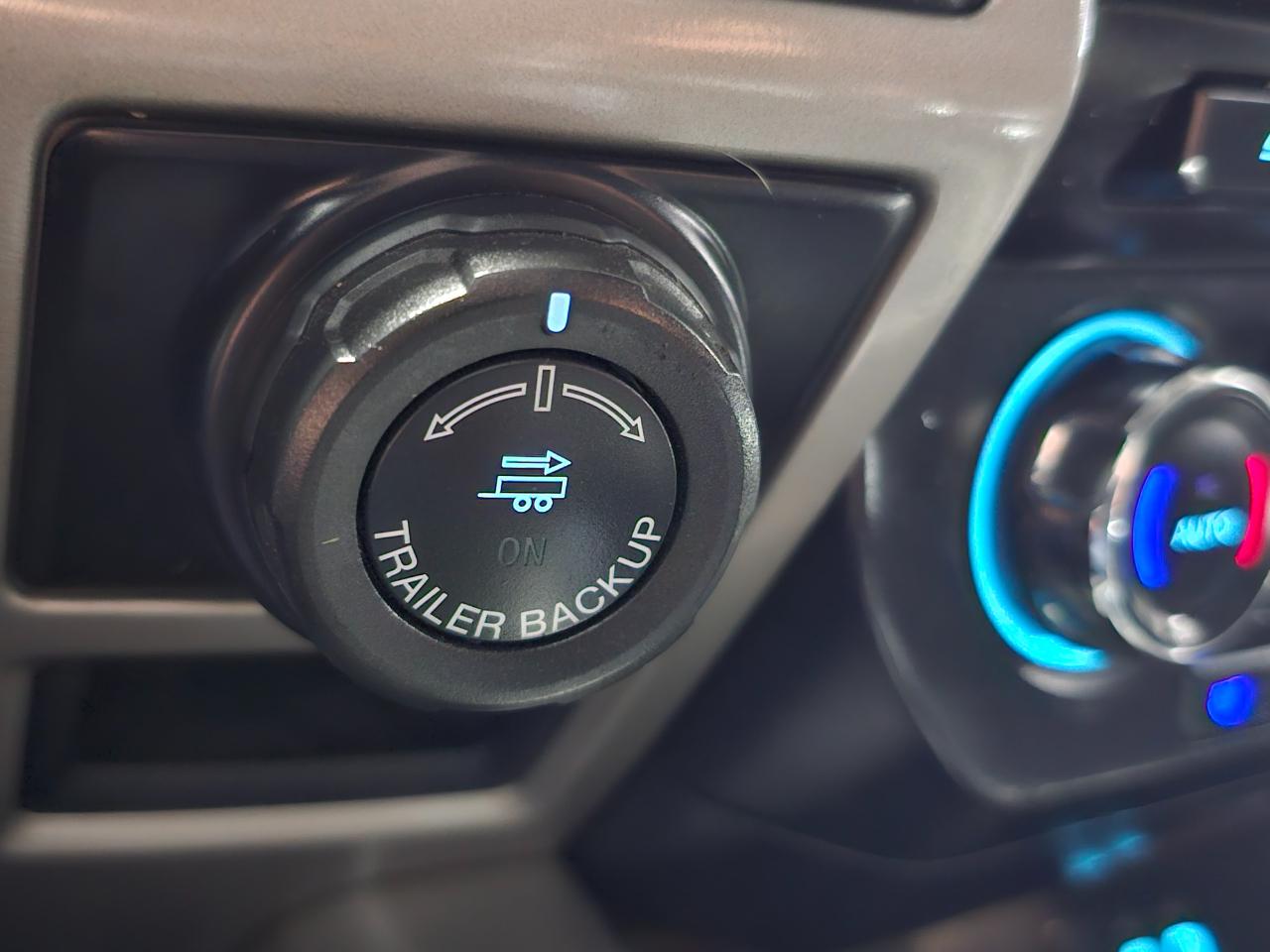 Ford F-150 4WD SuperCrew 145" King Ranch 2016