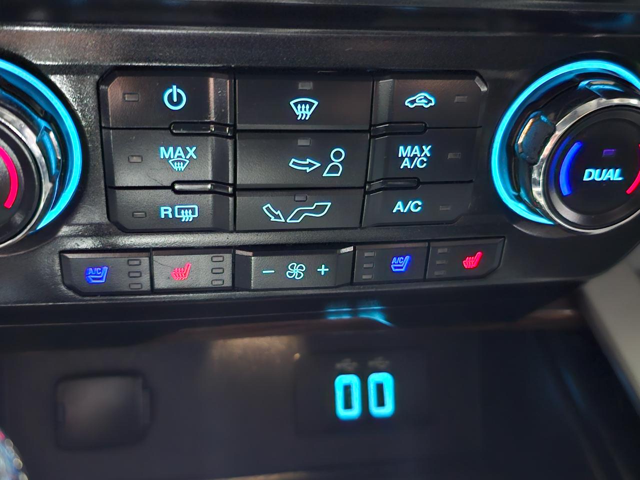 Ford F-150 4WD SuperCrew 145" King Ranch 2016