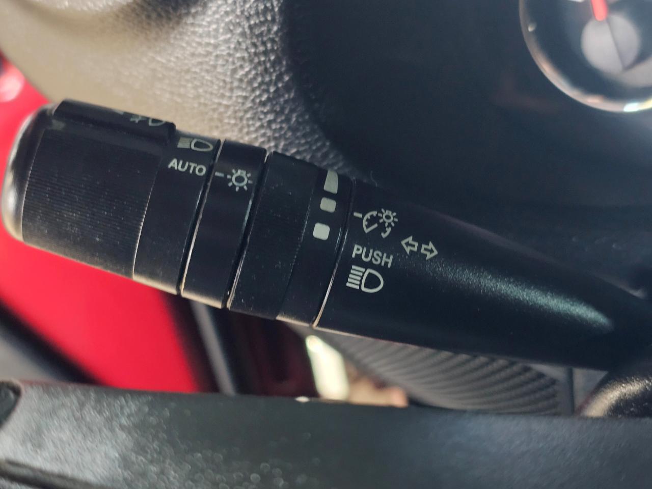 Jeep Wrangler Unlimited 4WD 4dr Rubicon 2012