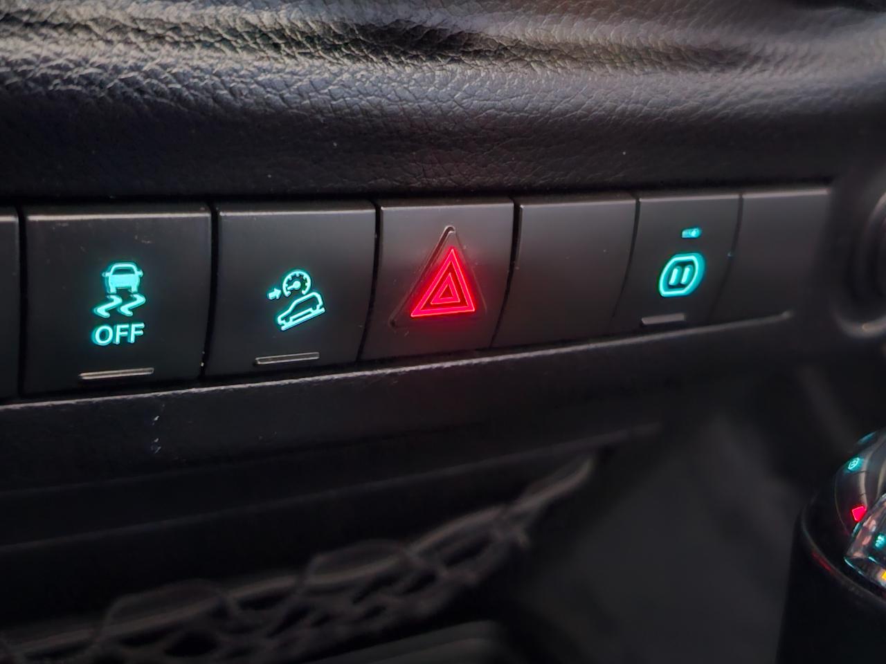 Jeep Wrangler Unlimited 4WD 4dr Rubicon 2012