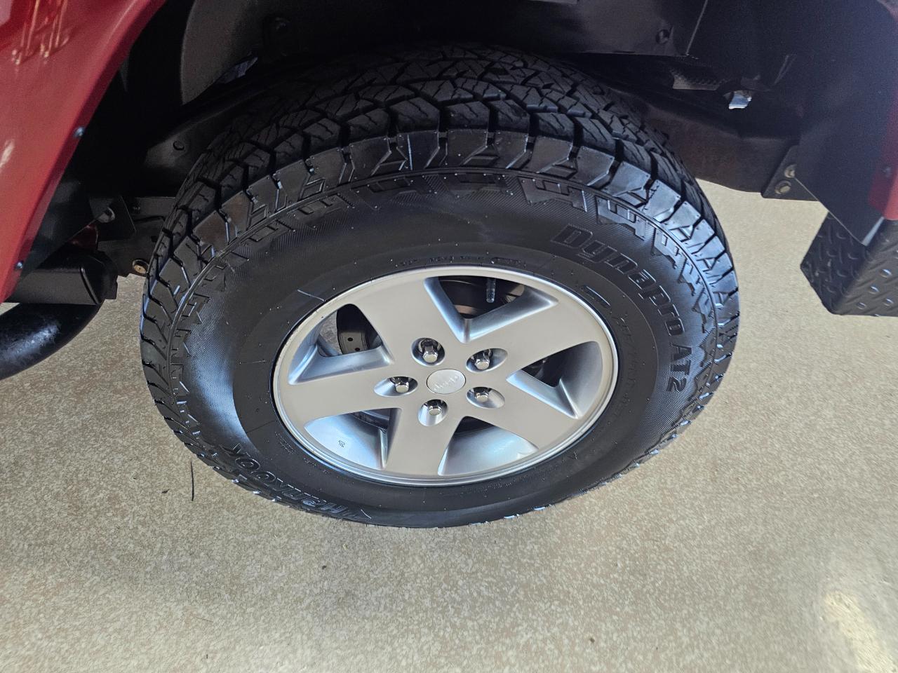 Jeep Wrangler Unlimited 4WD 4dr Rubicon 2012