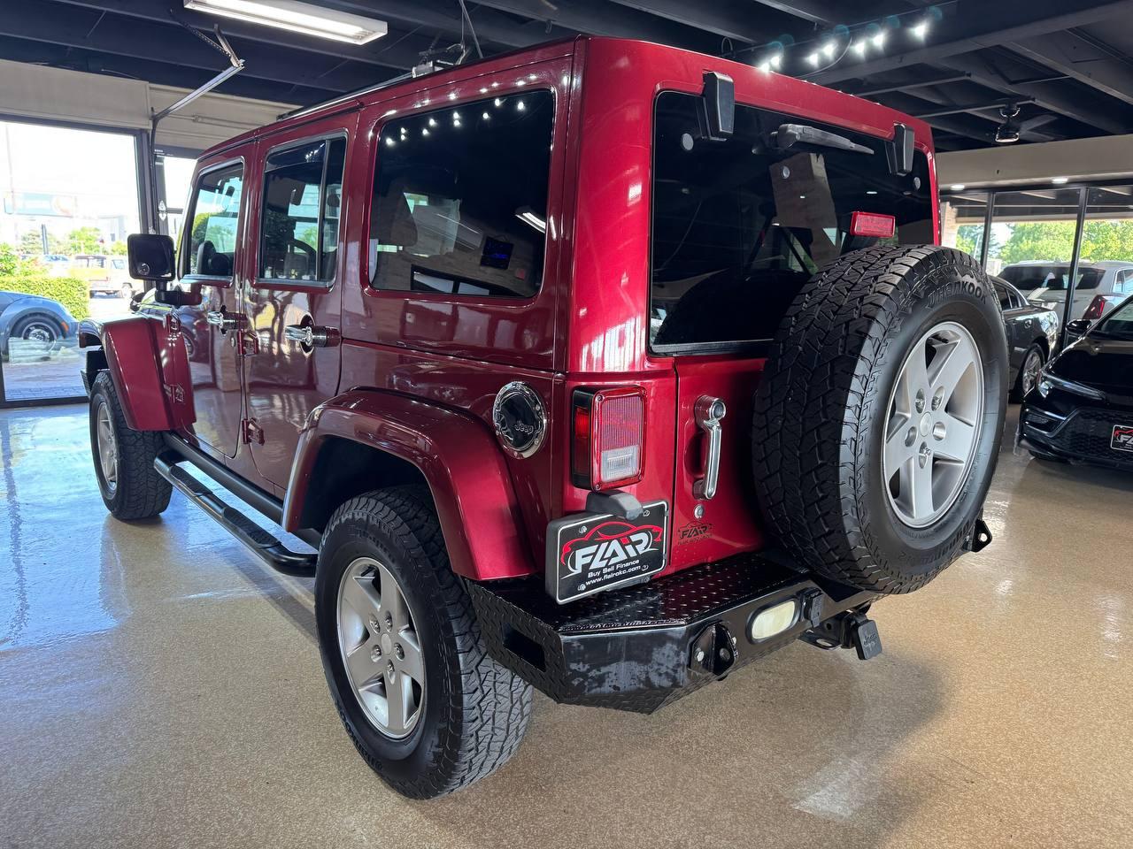 Jeep Wrangler Unlimited 4WD 4dr Rubicon 2012