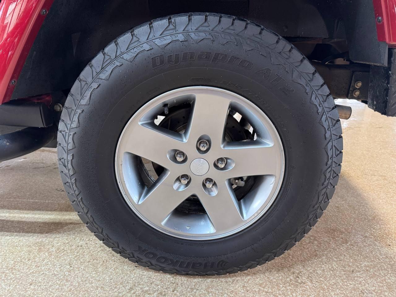 Jeep Wrangler Unlimited 4WD 4dr Rubicon 2012