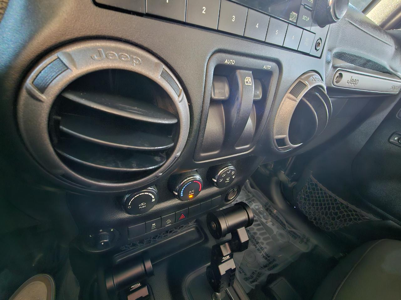 Jeep Wrangler Willys Wheeler 4x4 2017