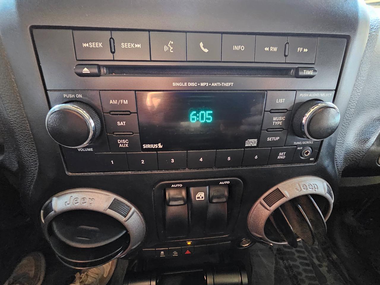 Jeep Wrangler Willys Wheeler 4x4 2017