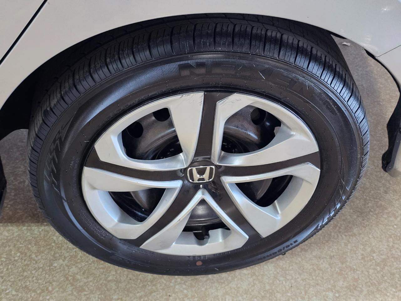 Honda Civic Sedan 4dr CVT LX 2016