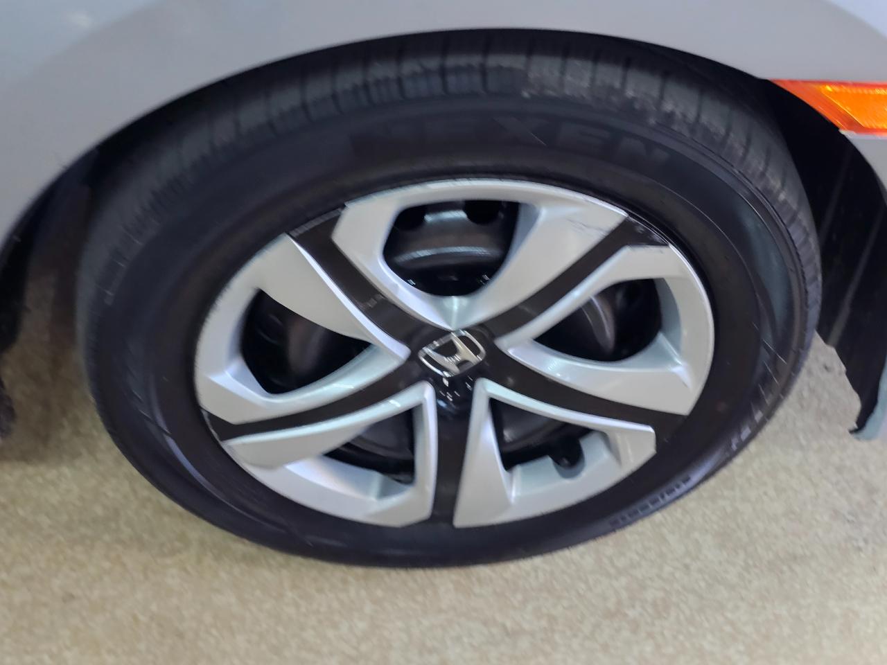 Honda Civic Sedan 4dr CVT LX 2016