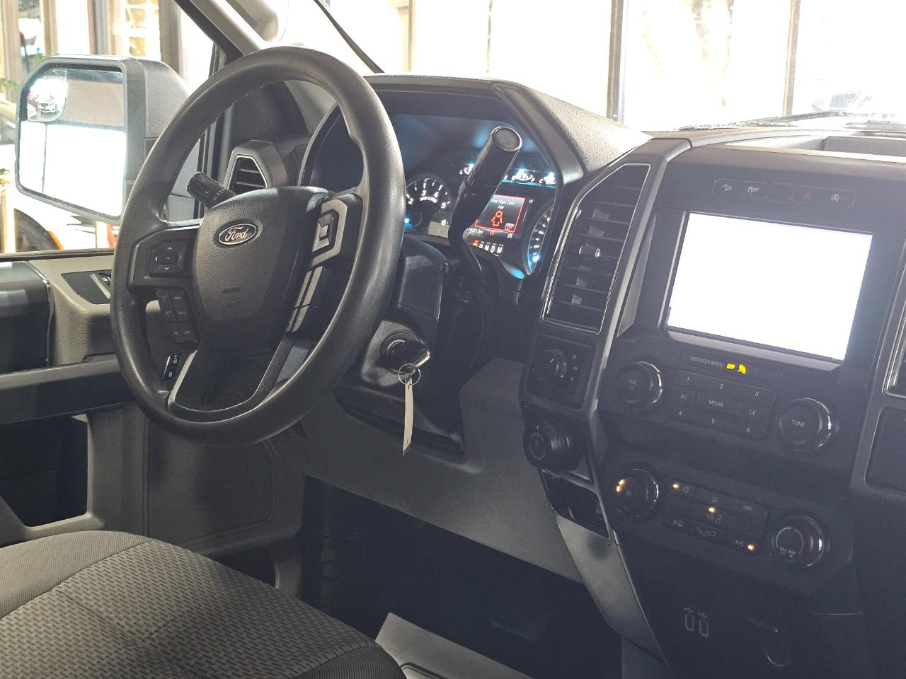 Ford F-150 XL 4WD SuperCrew 5.5' Box 2020