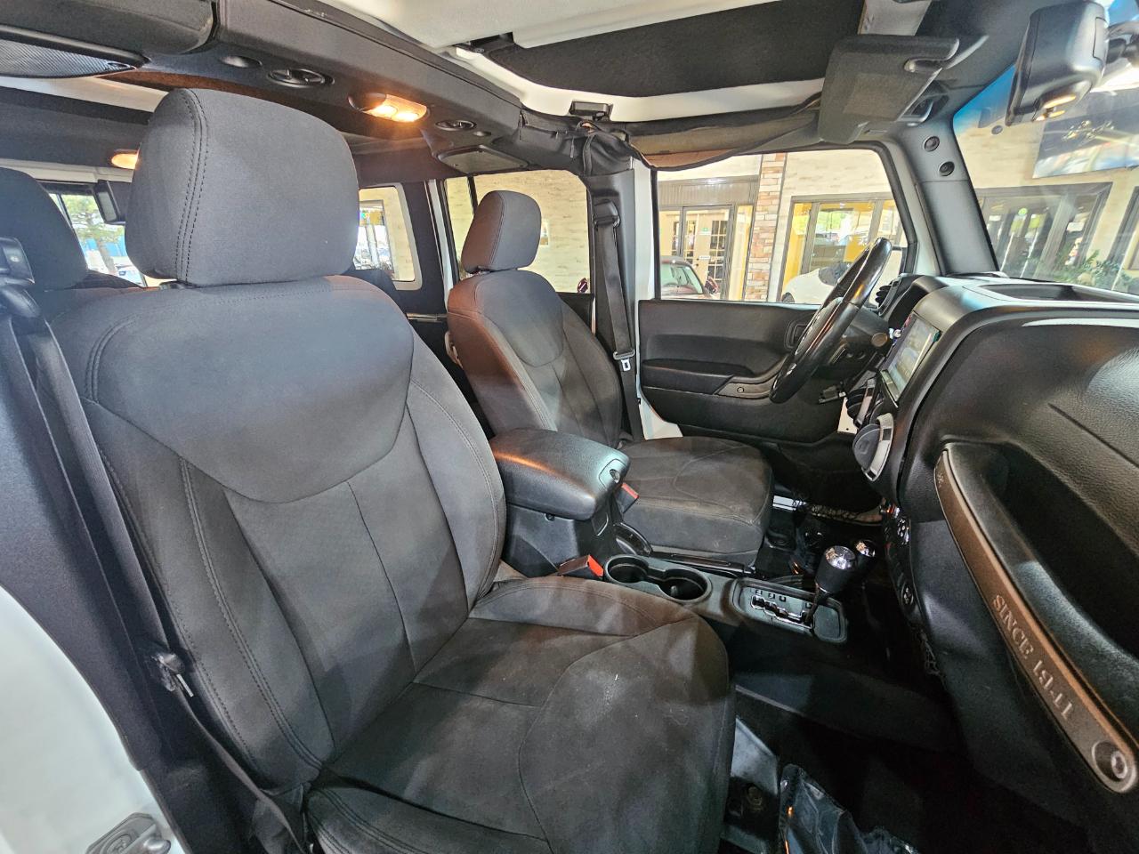 Jeep Wrangler Unlimited Sport 4x4 2017