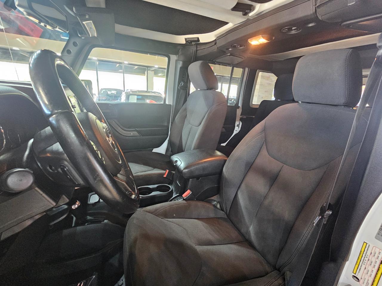 Jeep Wrangler Unlimited Sport 4x4 2017